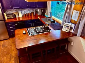 Hope's Hideaway - Image 1
