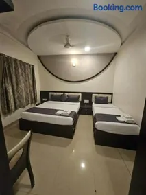 Luxury Hotel Addoree Palace - Near Mumbai Airport - Image 3