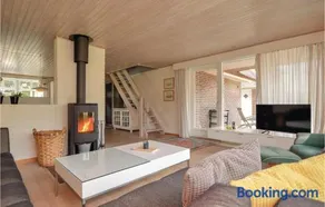 Three-Bedroom Holiday Home In Blavand - Image 3