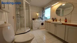 Large home in Sola - Image 4