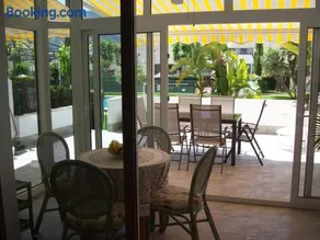 Apartment in Albir within a residential complex - Image 1