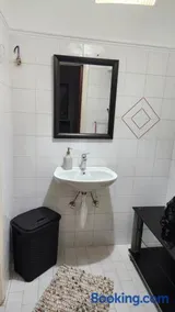Cozy apartment in Nea Kios - Image 5