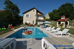 Sunshine Holiday Home - Image 3