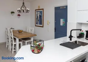 105 Kings Palace - Fabulous 2 Bed, 2 bath, Large Patio with Garden - Sea Views - Image 5