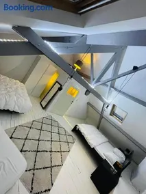 O-Sea House: herenwoning in Belle Epoque wijk te Oostende - Image 1