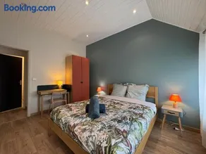 Côté Place - Appartement centre - Image 1