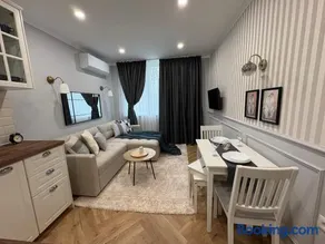 Velora-Delux Apartment in City Center FREE Parking - Image 2