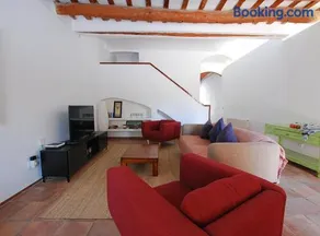The Painter's Home - Image 1