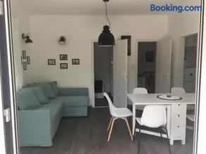 SZINYEI APARTMAN - Image 3