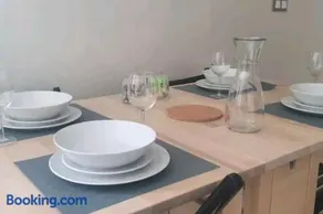 Très bel appartement en face du parc, près du Novotel - Image 1