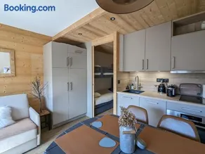 Appartement rénové 2023 au centre de La Clusaz avec balcon, garage, et accès facile aux pistes - FR-1-459-178 - Image 3