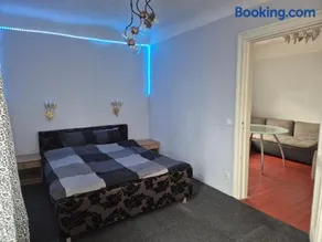 The Cuckoo's Hill Apartment - Image 1