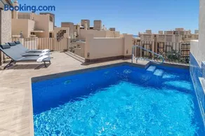 Bp7C2A Beachfront Penthouse With Private Pool - Image 2