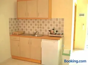 Emilia Apartments - Image 2