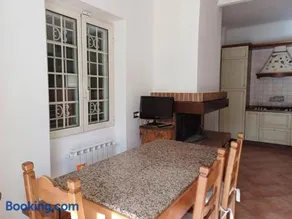 Max House - Image 3