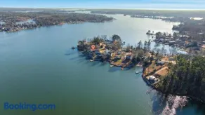 Deep Water Stays on Lake Murray - Image 1