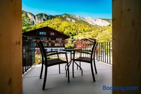 Alpina Three - Charming Apartment Prime Location - Image 4