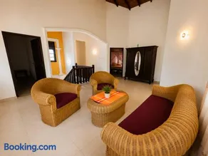 4 S Villa - Image 2