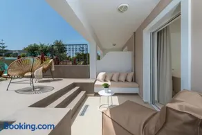Bitzaro Grande Hotel & Suites - Image 5