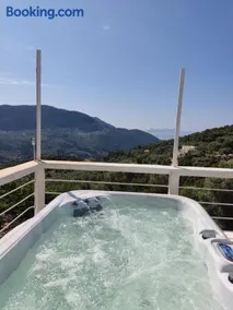 STATHIS GUESTHOUSE - Image 1
