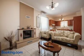 Villa Rosa 3 Bedroom with Sea View - Image 4