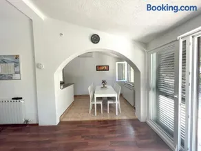 Welcoming House in Poljica with Private Pool - Image 2