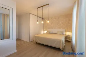 Seaview Pool Villa with cinema up to 26 - Image 1