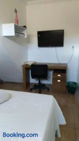 Casa de amigos e parentes - Image 3