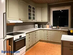 Remote Cabin With Hot Tub Near Vettisfossen - Image 5