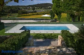 Adelaide Hills luxe-cottage with spectacular vineyard views - Image 4