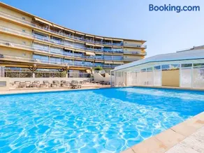 Apartment - Beachfront - Swimming pool - Garage - Tennis - Image 2