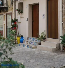 Nicuzza - Image 1
