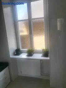 1Bed Apartment Sleeps 2 - Parking Wifi - Image 3