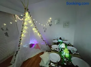 Spacious Private Cozy 2br Home with TeePee Dining Room! Private Parking! Self Check-in - Image 2