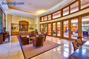 Business Ready Comfort Apt Near DC - Image 5