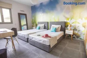 Villa Constandinos - Private Pool - Sleeps 8 - Image 2