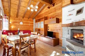 Chalet 'Maison Du Coeur - Bien-être' mit Bergblick, privater Terrasse und Wi-Fi - Image 3