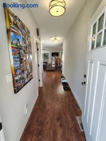Evergreen House - Image 3