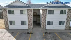 Convenient two bedroom near DIA - Image 5