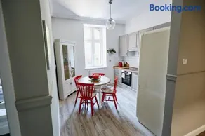 Beżowy Apartament DE LUX dla 4 osób Chorzów Katowice - Image 1