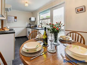 3 Bed in Redruth oc-37014 - Image 3