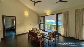 Palm Gardens Beach View Villa - Image 4