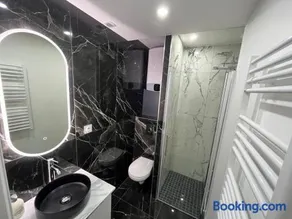 Appartement Luxe Jaune - Image 1