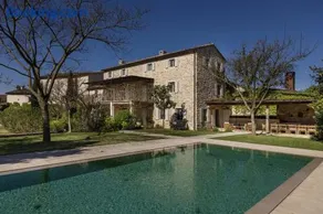 Luxury Istrian Stone Villa Catalpa with Heated Pool, Large Private Retreat - Image 2