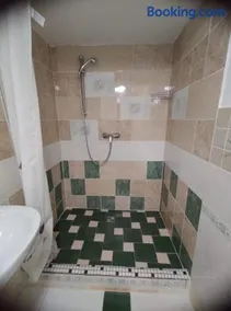 Cafe Nostalgie čtyřlůžkový apartmán - Image 1