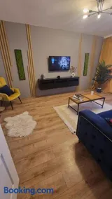 Cozy Modern Apartament - Image 1