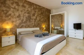 Penthouse Station luxury apts Le dimore - Image 2