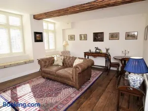 1 Bed in Tetbury oc-79151 - Image 2