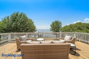 Unique lakefront home with private pier, stunning views, and a pool - Image 4
