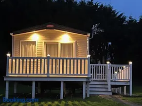 Isle of Wight Caravan - Image 3